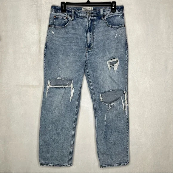 Abercrombie & Fitch Ankle Straight Ultra High Rise Jeans‎ - Picture 3 of 6